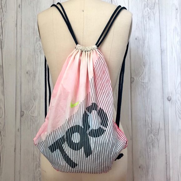 nike t90 bag